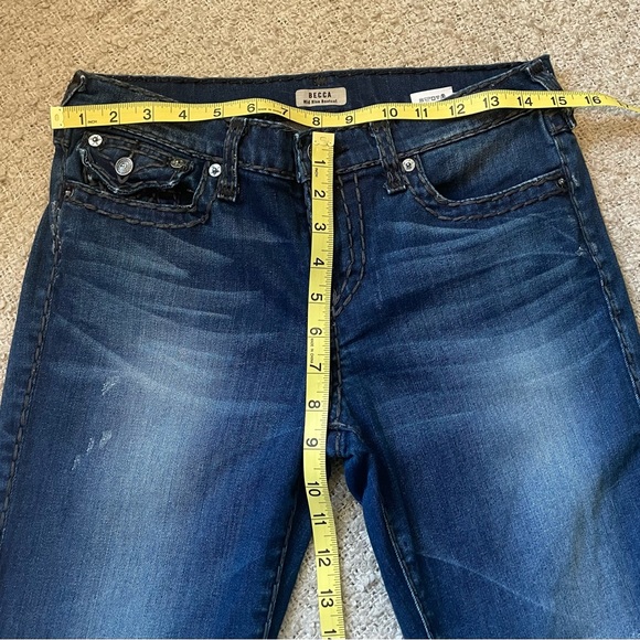 True Religion - Becca mid rise bootcut jeans. Size 28 - Picture 9 of 11